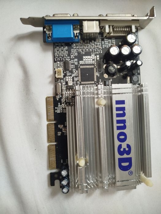 Видеокарта  inno 3D