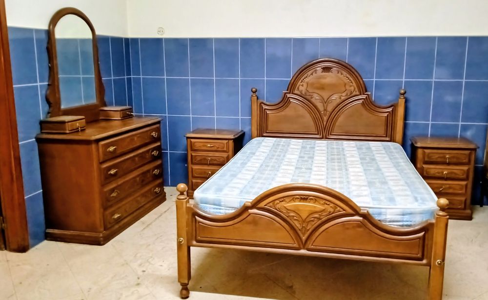 Quarto de casal em  bom estado i9.