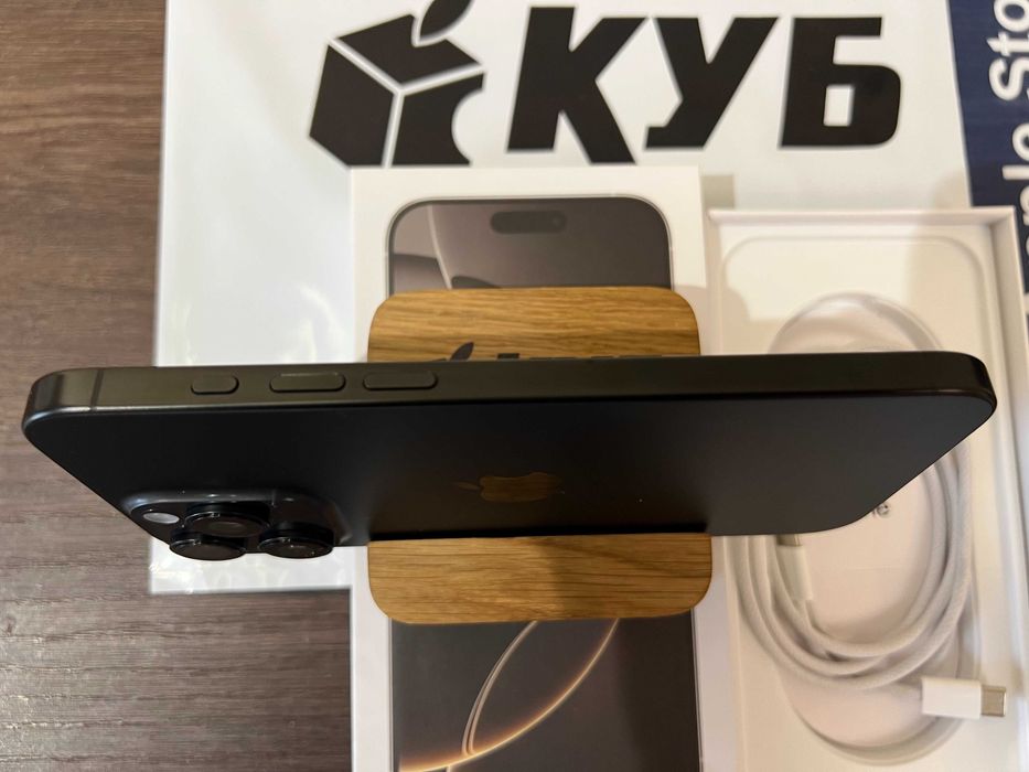 iPhone 16 Pro Max 256Gb Black Titanium Neverlock