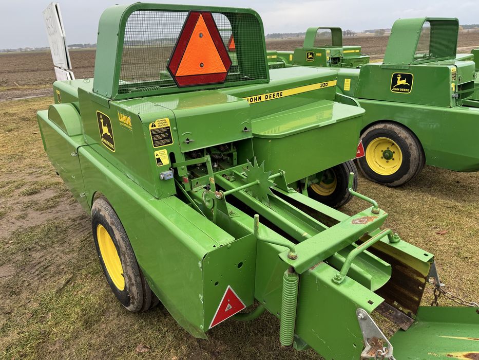 Пресс подборщик JOHN DEERE 330 Тюкопрес, Прес підбирач
