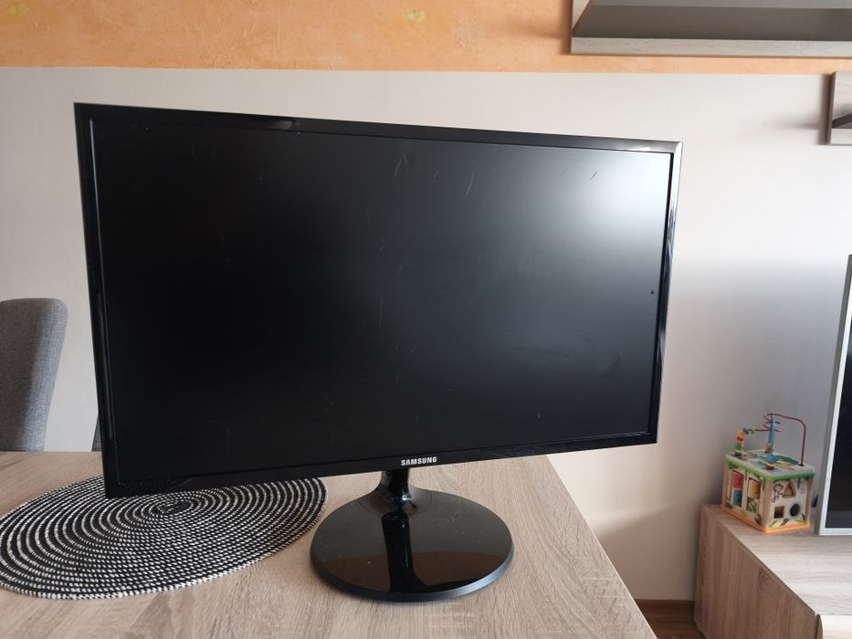 Monitor do komputera s24f354fhr