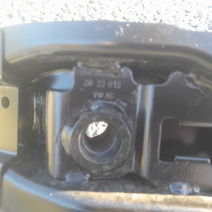 Belka przednia wzmocnienie VW Taigo 2G7