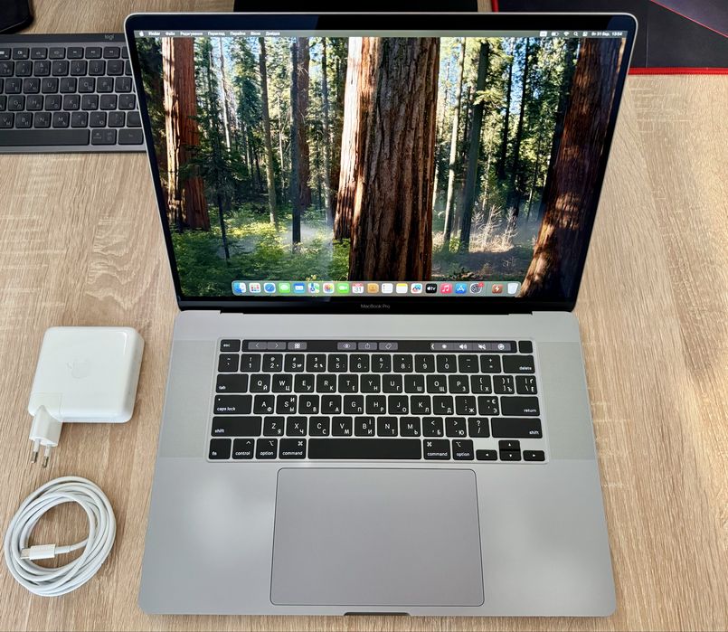 MacBook Pro 16 2019, i9, SSD 1TB, Radeon 5500M, Акб 156ц, модель A2141