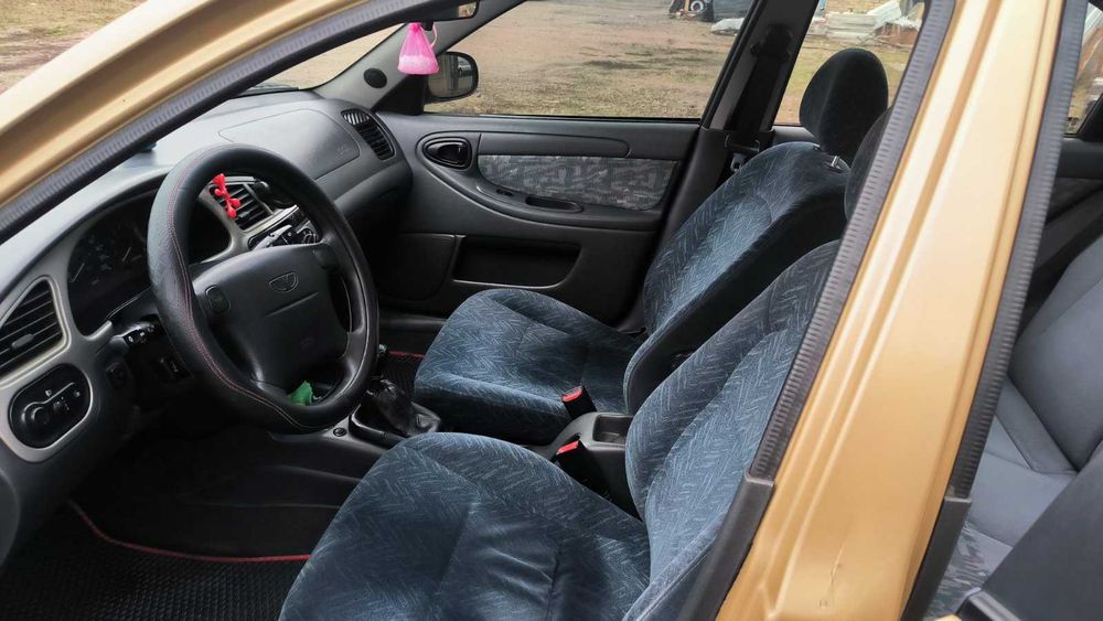 Daewoo Lanos 1.6 комлектация  sx