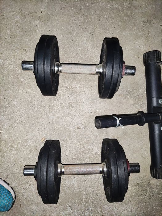 Banco de Musculação + Halteres – Bom estado