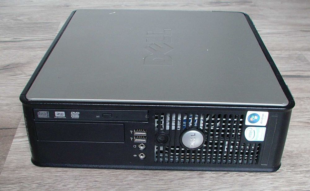 Dell Optiplex 755. Intel Core Duo E8400 - 3 GHz. 4 GB ram.