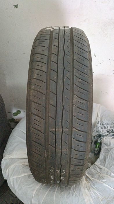 Продам шины 175/65 15