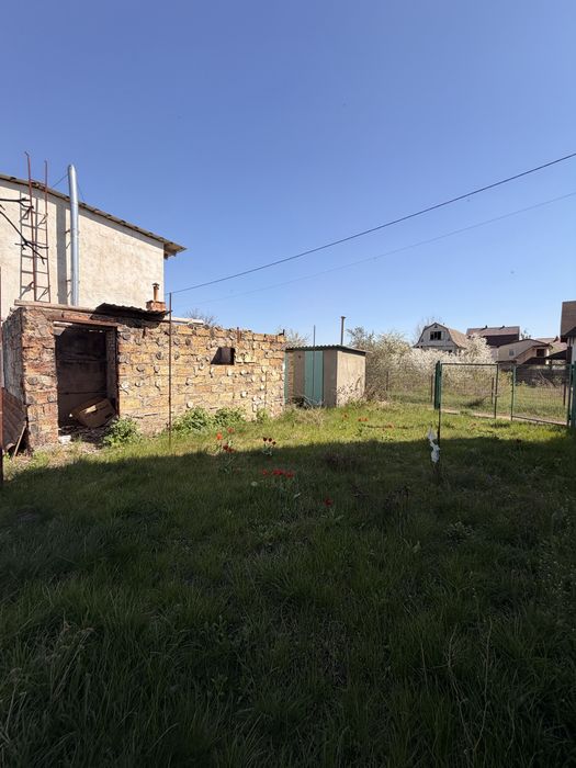 Продаж 2-х поверхової дачі 83 кв.м  на 6 сотках Мощун