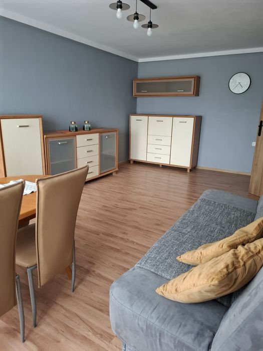 Dwa pokoje do wynajęcia 48,1 m kw Konsytucji 3 Maja