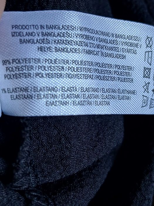 Ładna czarną sukienka Primark w rozmiarze 48