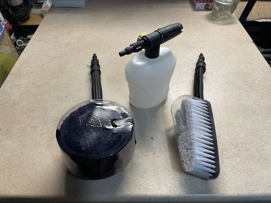 Myjka wysokociśnieniowa.