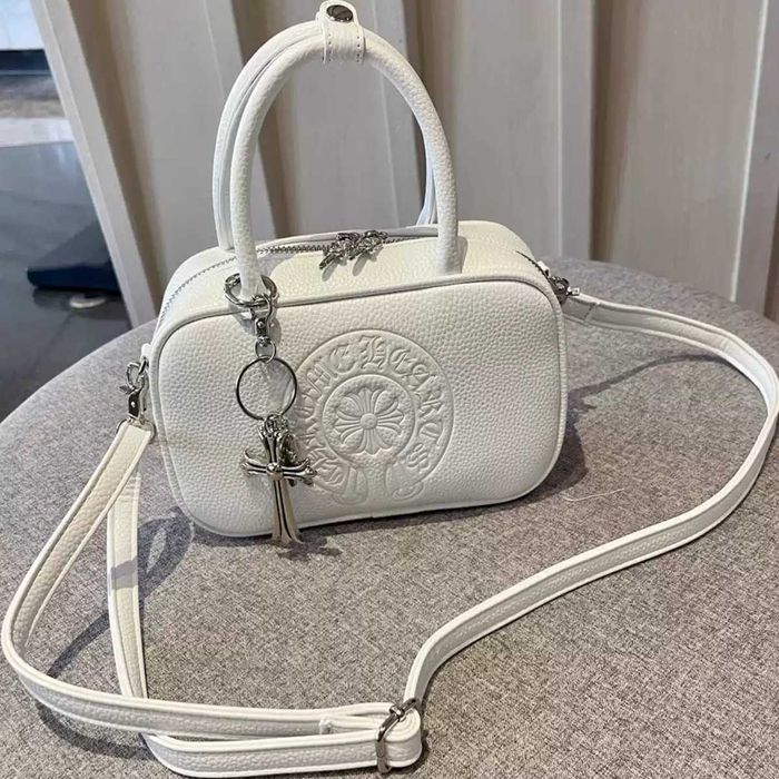 мини-сумка бочонок в стиле Хром Хартс Chrome Hearts / Черная сумка с брелоком и кинжалом