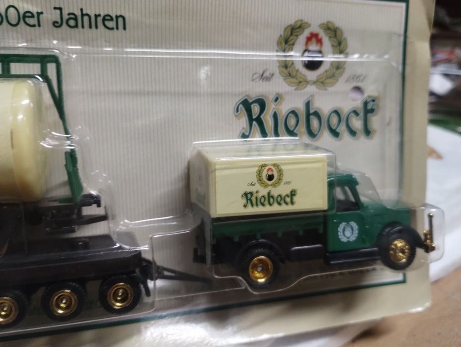 Resorak samochodzik  wagon cysterna H0 1:87 nowy