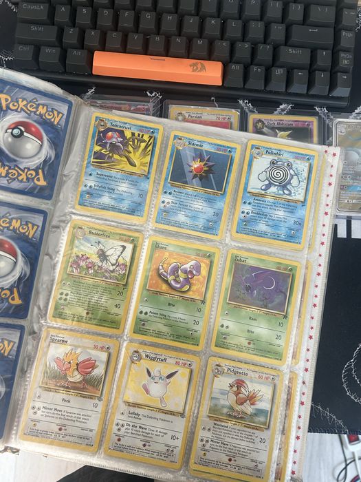 Koleckcja starych kart pokemon 1999-2000