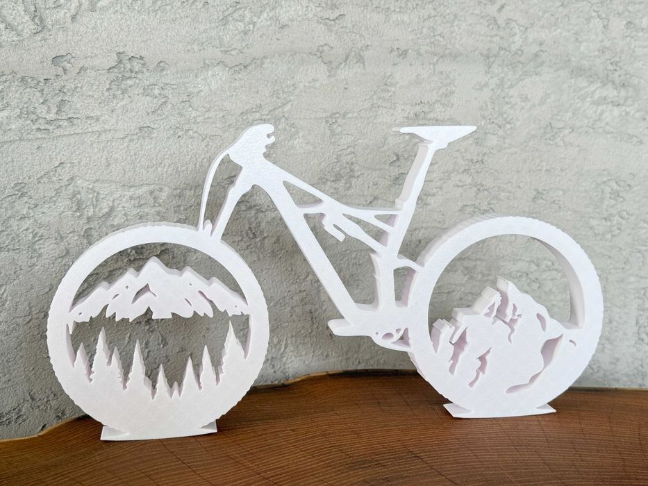 Ozdoba na biurko, półkę rower MTB w klimacie górskim-Druk3D, biały