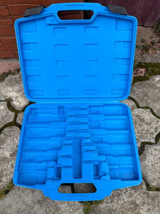 Кейс від набору з викрутками 12 шт.