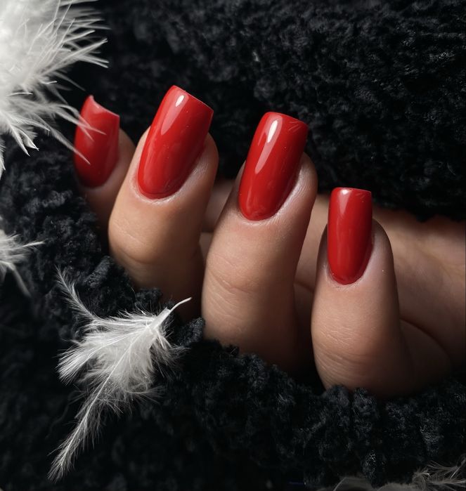 Манікюр з покриттям