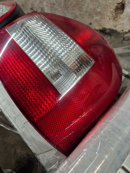 Audi s3 8l a3 8l lampy tył lampy tylne