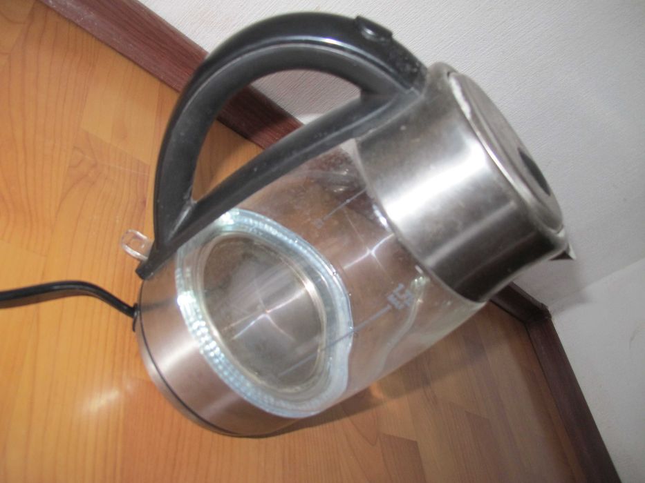 Електрочайники скляні Tefal, Grunhelm, Saturn