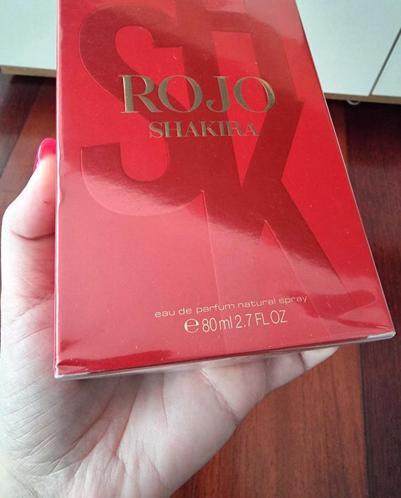 Perfume Rojo Shakira