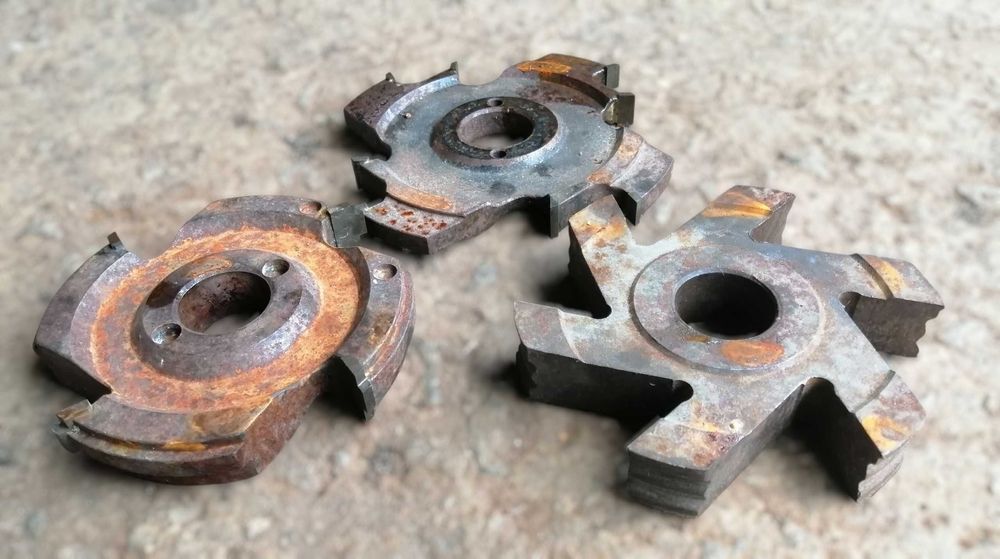 Фрези по дереву.