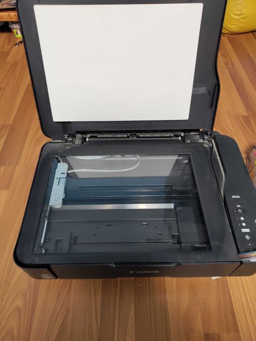Б/У рабочий МФУ Принтер Canon Pixma MP230: 1 300 грн. - Периферійні ...