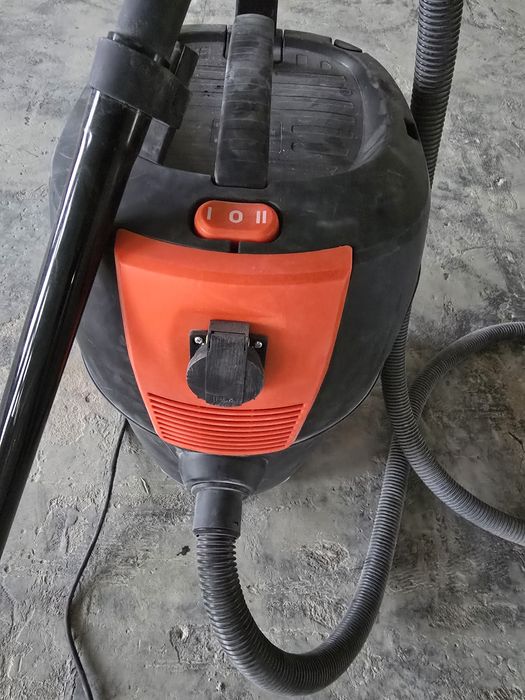 Пилосос промисловий,  безмішковий, високої потужності, оренда подобово