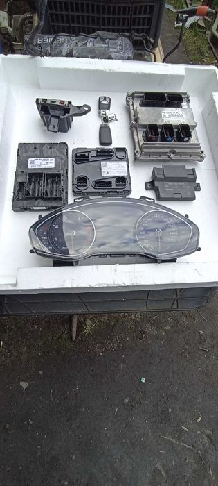 zestaw startowy komputer immo audi a4b9 3.0 tdi 4x4 quattro