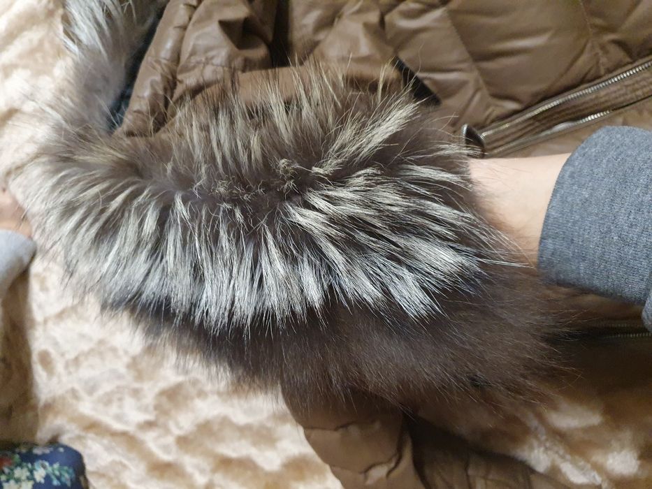 Продам пуховик  женский