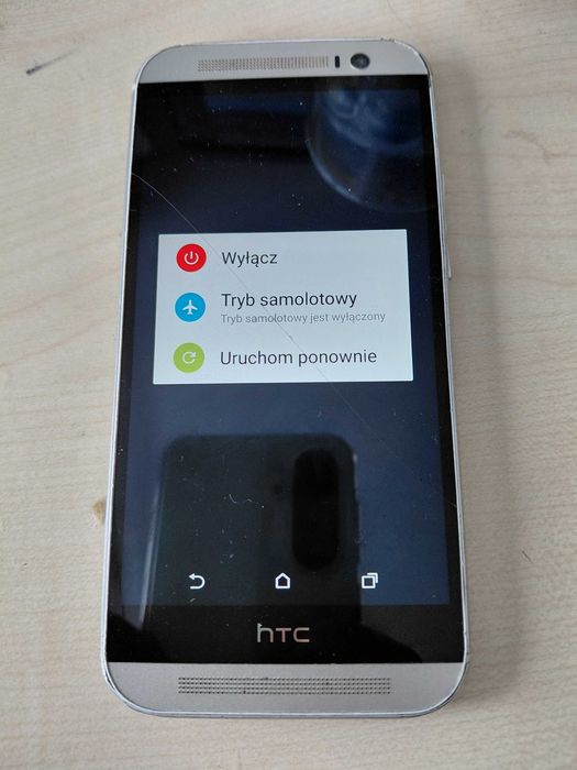 Telefon HTC One i Samsung S3 GT 19305 - uszkodzone