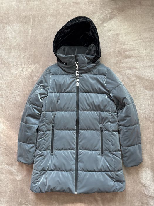 Пуховик жіночий Calvin Klein арт.j20j216878