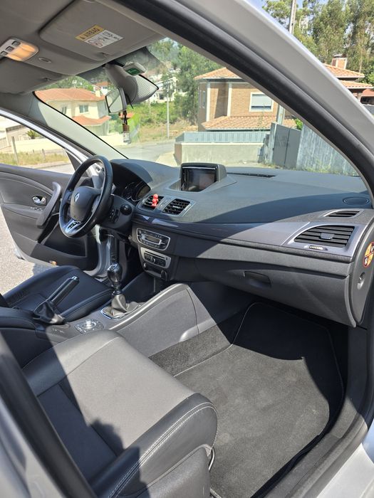 Renault megane lll 1.5 dci 110cv 12/2015