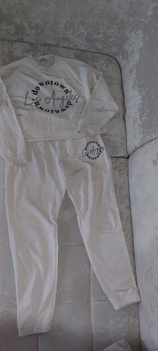 Спортивний костюм жіночий