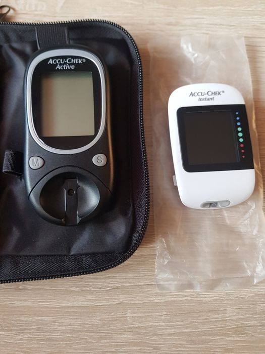 Glukometr Accu Chek Active i Instant Dwa Glukometry Bytom • OLX.pl