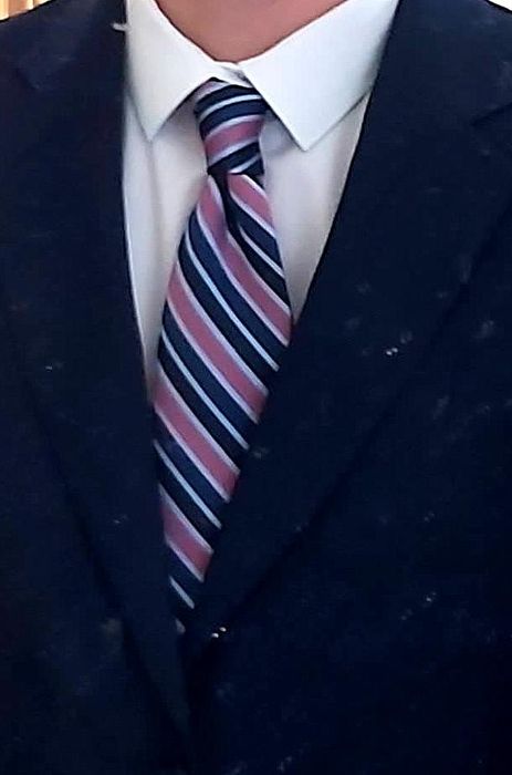 Gravata riscas azul e rosa