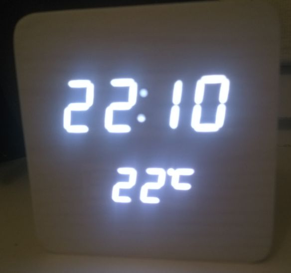 Часы сетевые 872-6 белые USB