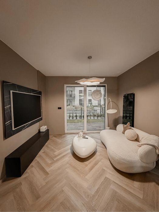 Wyjątkowa nieruchomość pod lasem na osiedlu Jar przy ulicy Strobanda