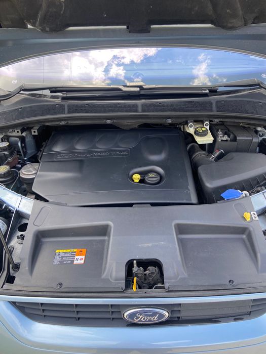 Ford S-Max — fotografia 11