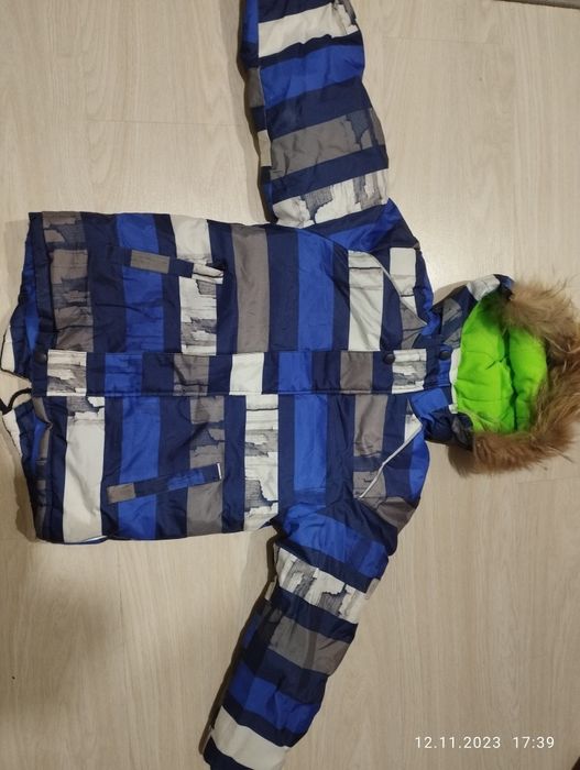 Теплий костюм на зиму в гарному стані на ріст 116 см