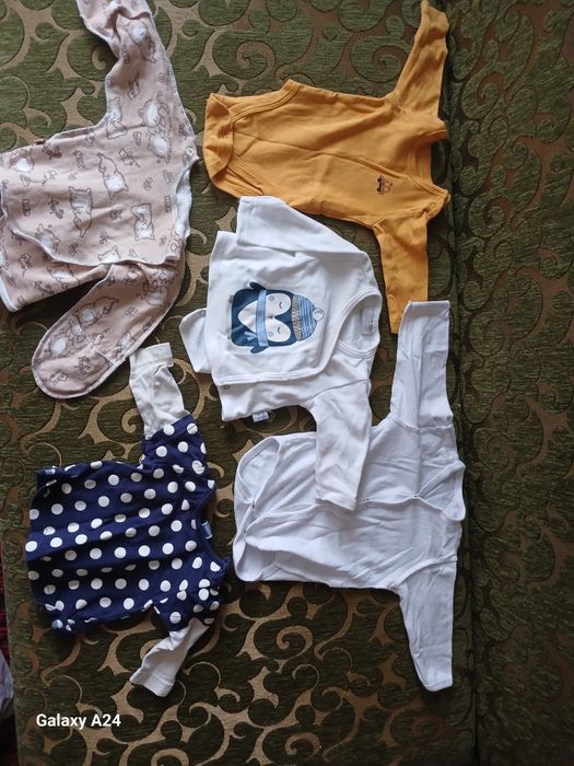 Пакет детских вещей 56–62 (0–3 мес) — 500 грн