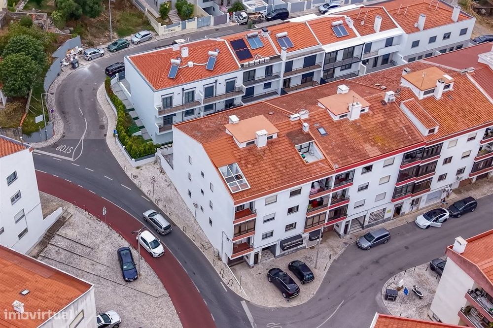 Apartamento de 4 assoalhadas na Amoreira