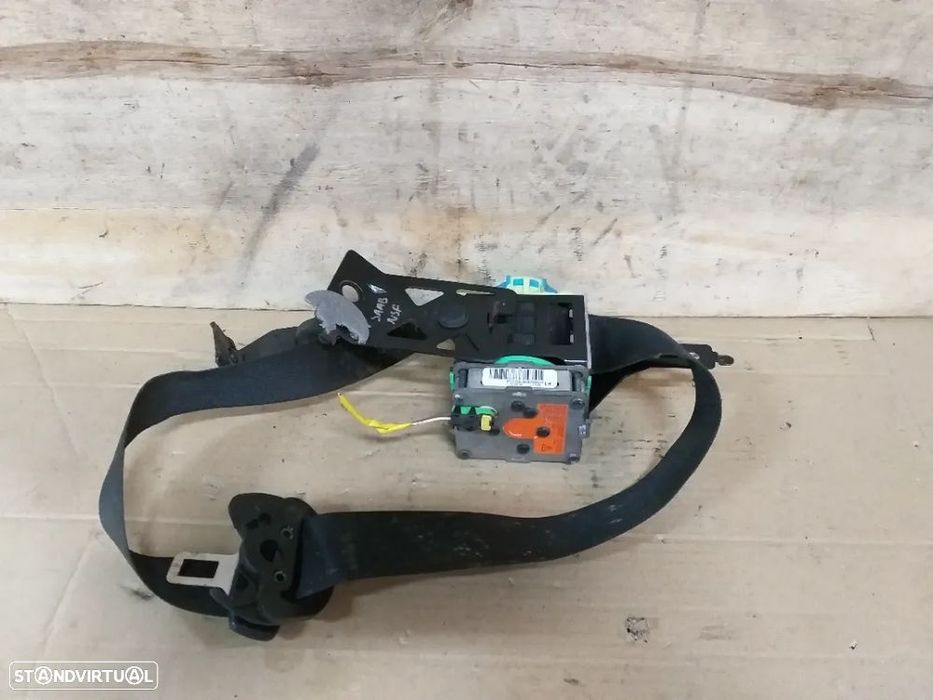 Cinto segurança pre-tensor frente esquerdo Saab 9.3 TiD P1275.63680