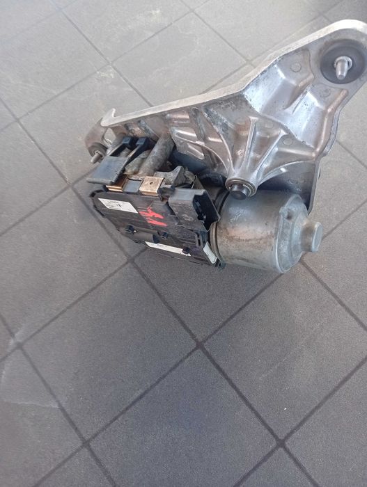 Motor limpa vidros frente esquerdo Pegoet 508