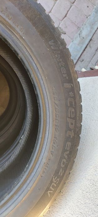 Hankook Winter i*Cept Evo 2 235/55 R zimowe19