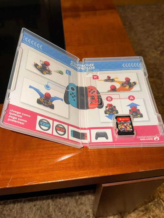 Nintendo Switch V2 + Mario Kart 8 Deluxe