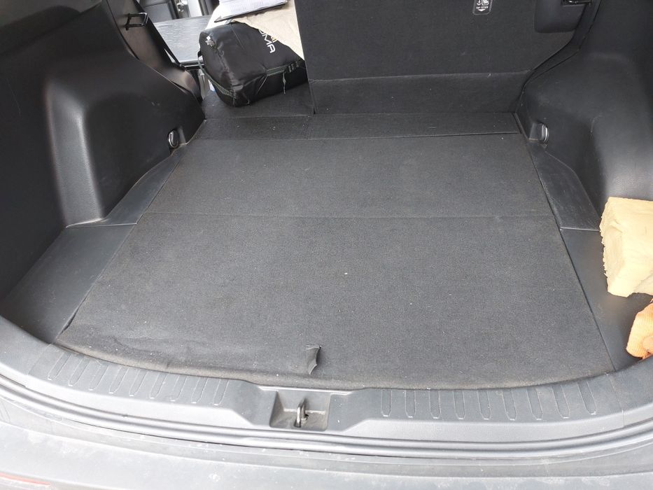 Пол багажника центральный Toyota Rav4 19- 58410-0R080