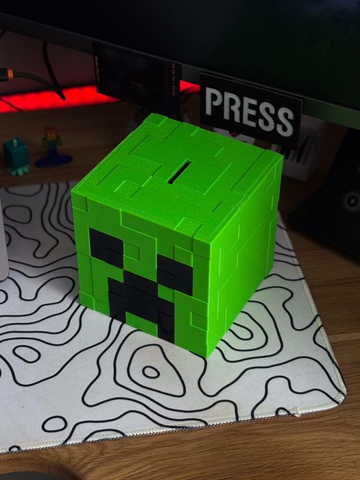 Скарбничка Minecraft Кріпер — для монет і купюр, 3D-друк