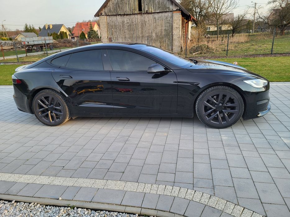 Tesla model S plaid faktura