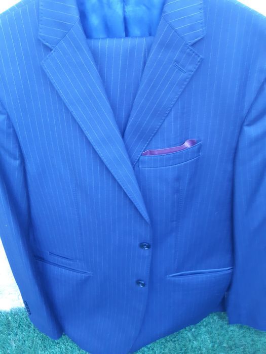 Fato Completo da marca "MANGO". NOVO.