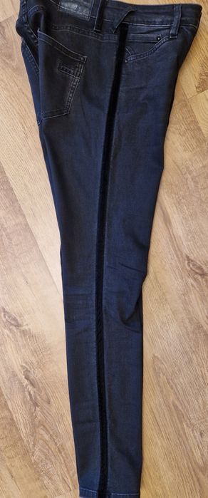 Oryginalne Spodnie czarne Rocks Jeana Demi rozm.S